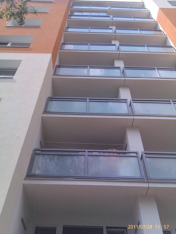 Hliníkové zábradlí,panelákové zábradlí Hliníkové zábradlí,panelákové zábradlí